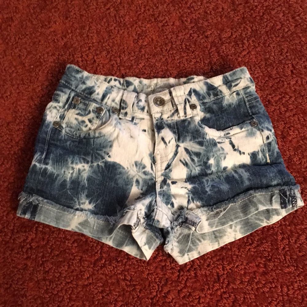 Uproar Girl Shorts